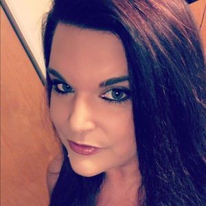 Meet your Posher, Charlene